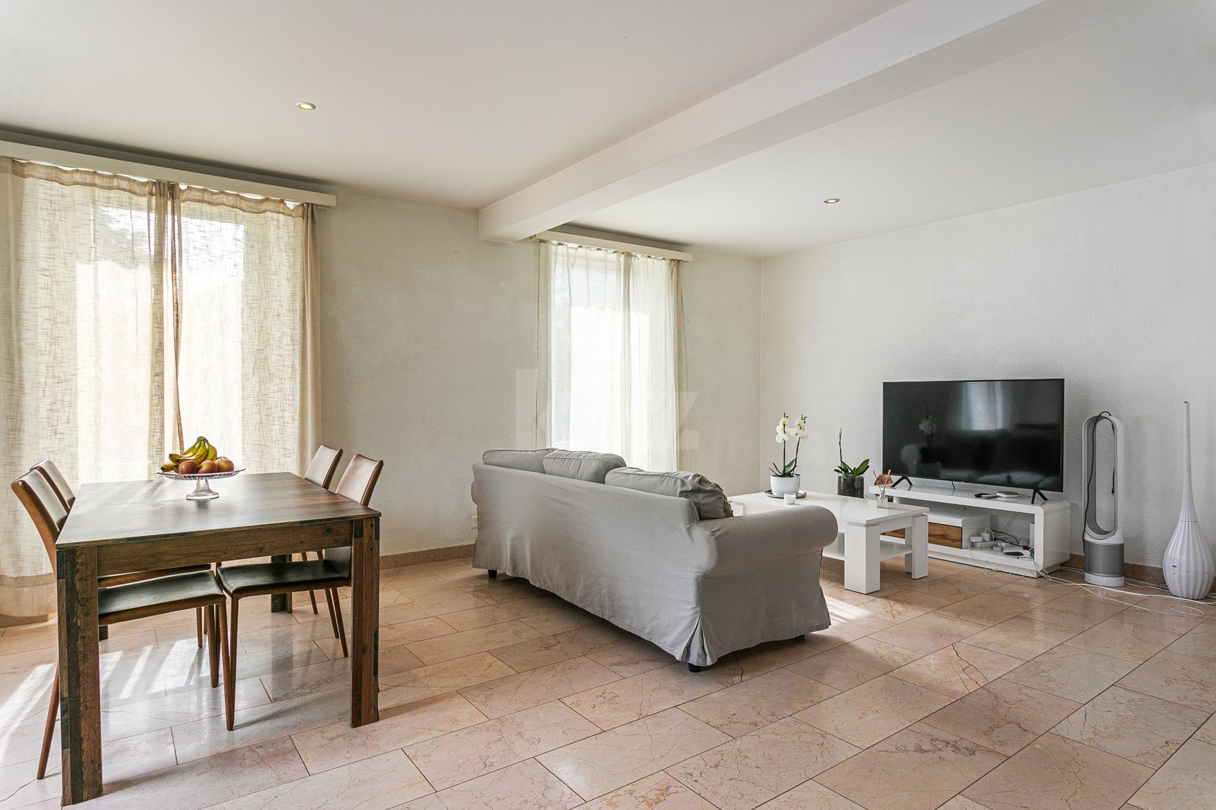 Très bel appartement traversant au coeur de la ville - 2