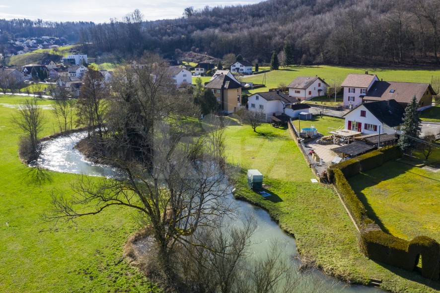 VENDU ! Villa familiale avec magnifique jardin bucolique - 11