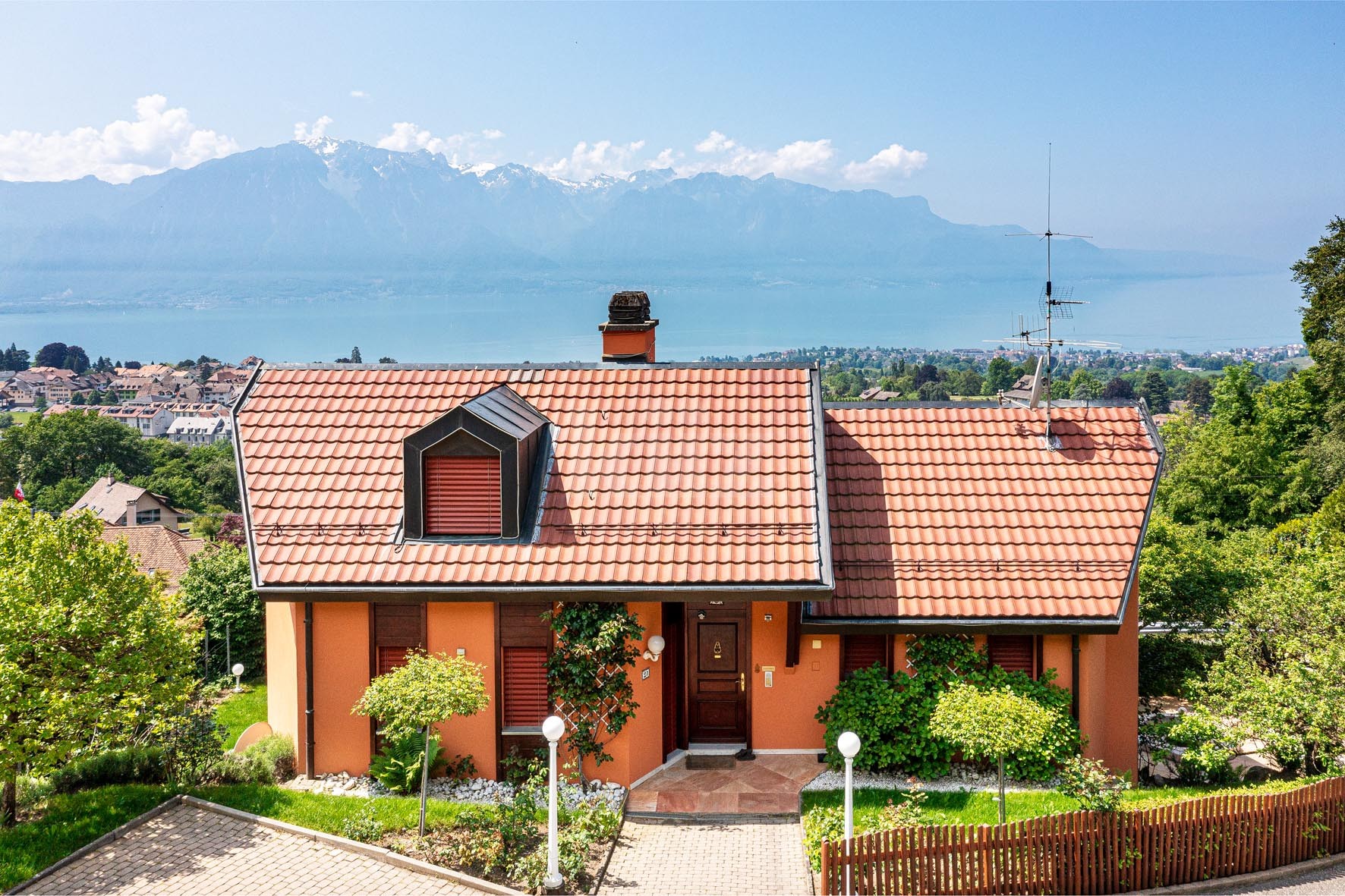 Exceptionnelle villa familiale avec vue panoramique - 12