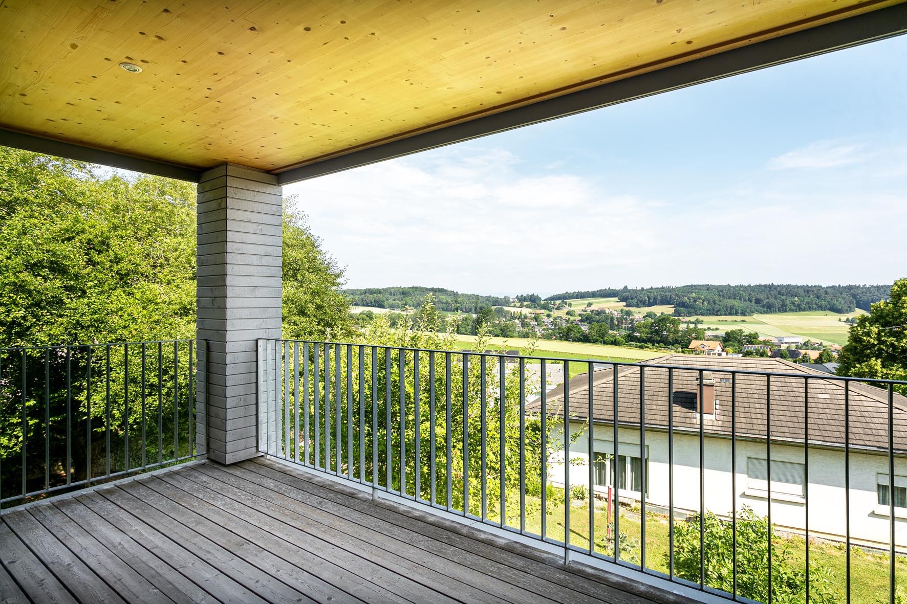 Superbe villa d'architecte avec jardin et terrasses - 4