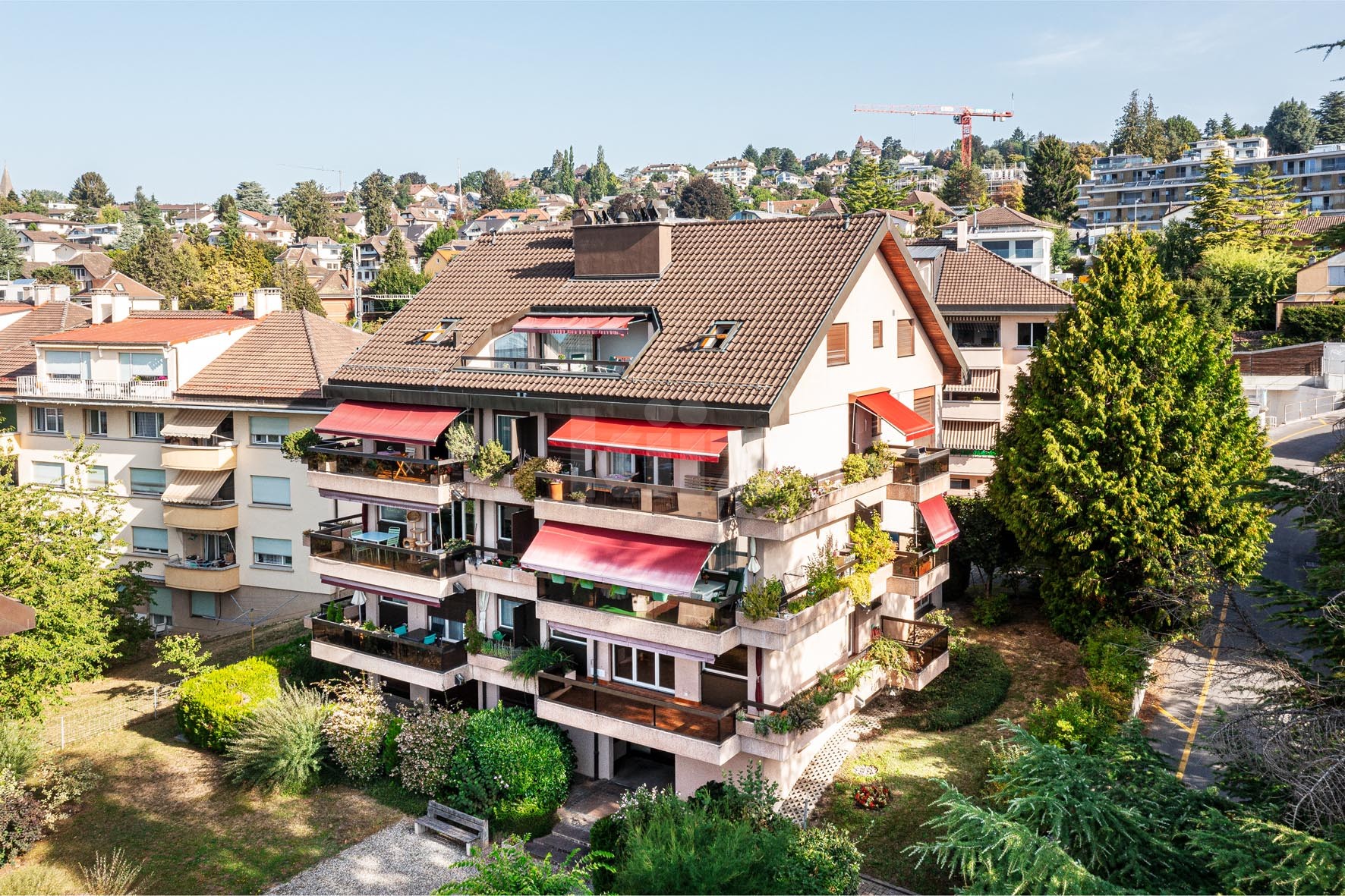 Bel appartement avec balcon et vue imprenable sur le Lac - 12