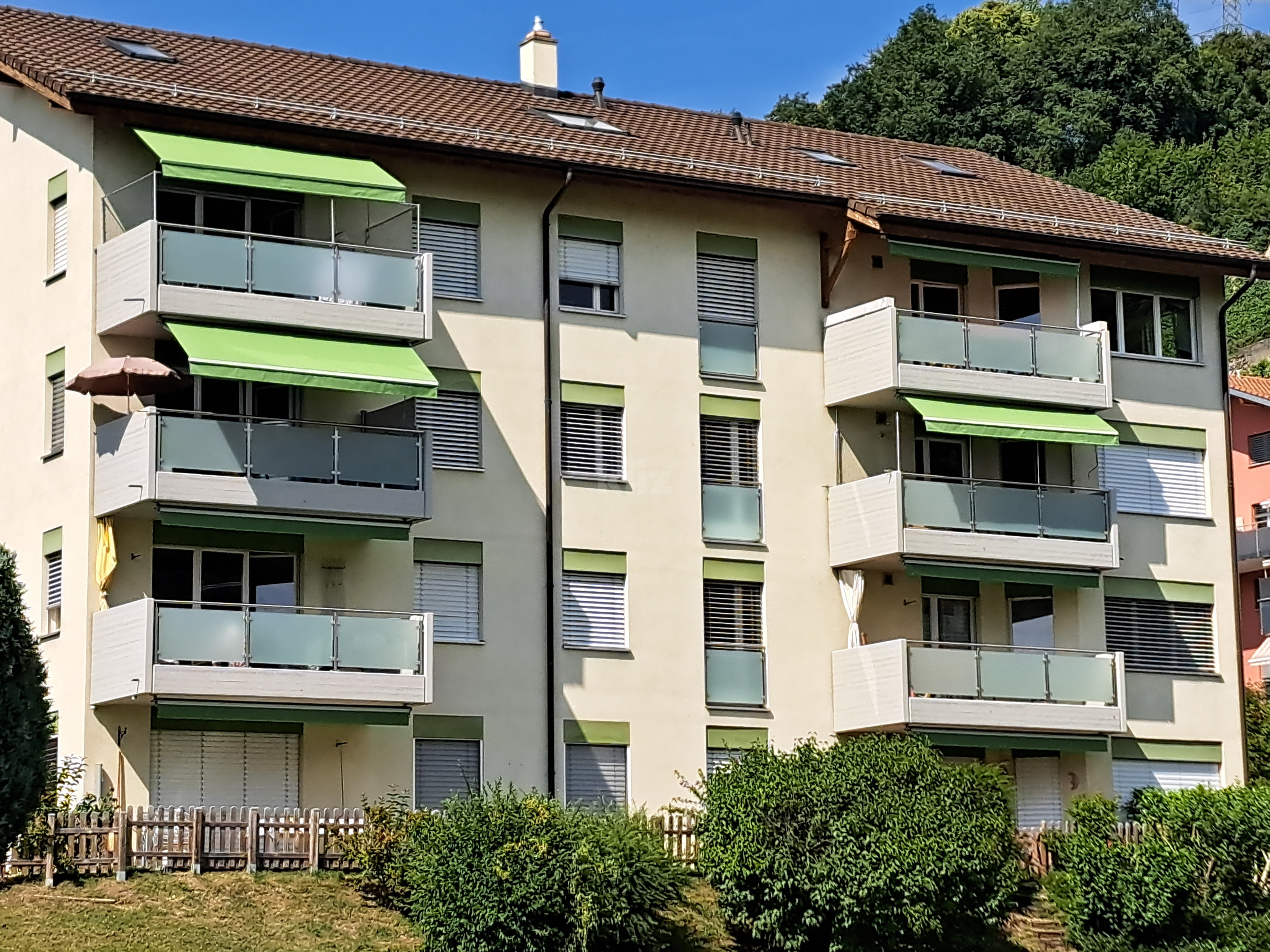 Bel appartement avec terrasse et vue dégagée - 12
