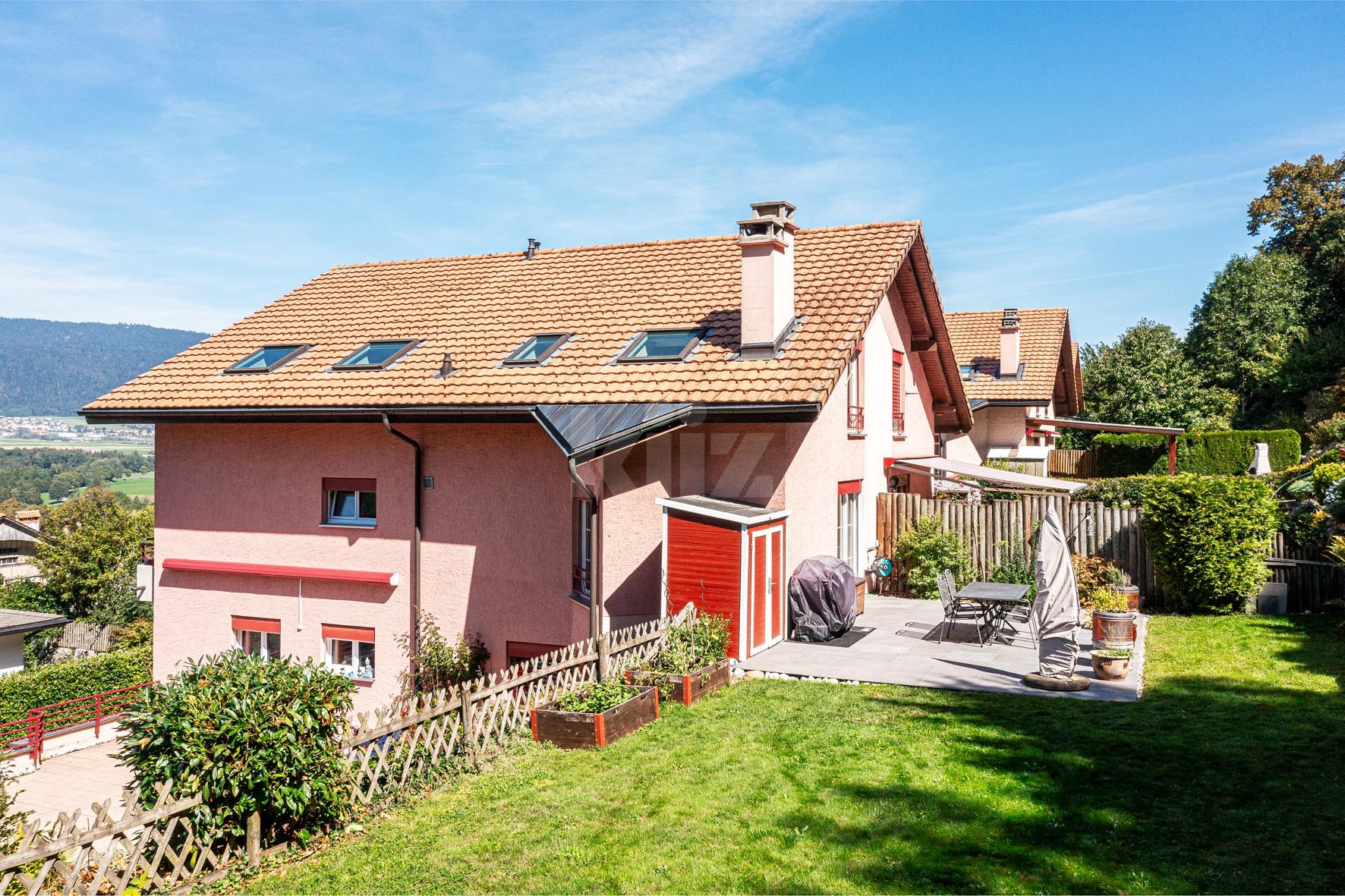 Beau duplex traversant avec terrasse et grand jardin - 1