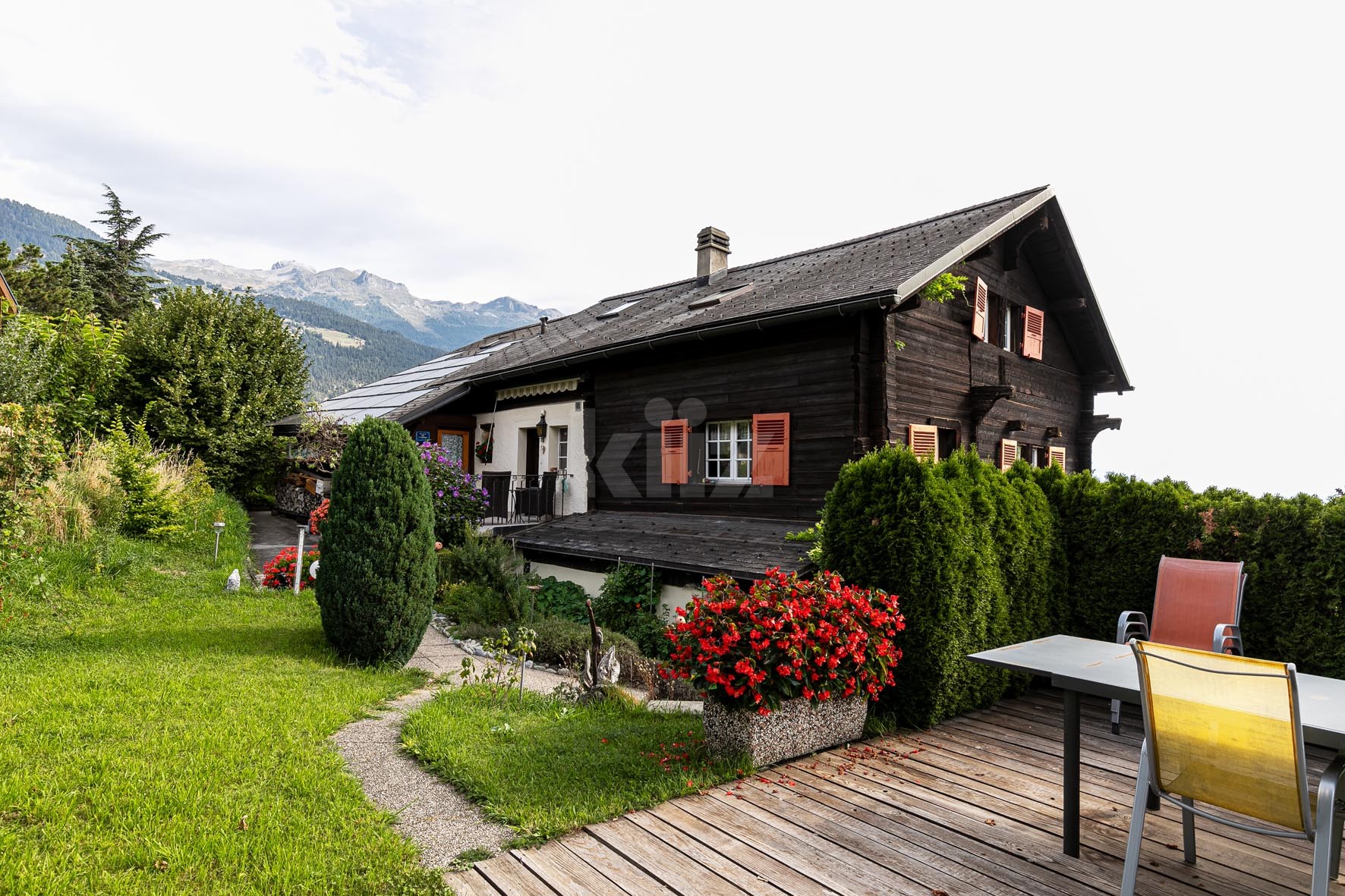 Charmant duplex authentique avec terrasse et grand jardin - 1