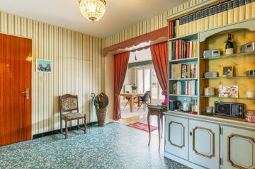 Centre-ville! Bel appartement traversant avec grands balcons