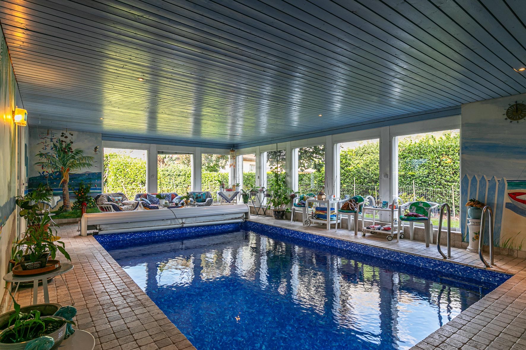 Belle villa individuelle avec jardin et piscine intérieure - 12