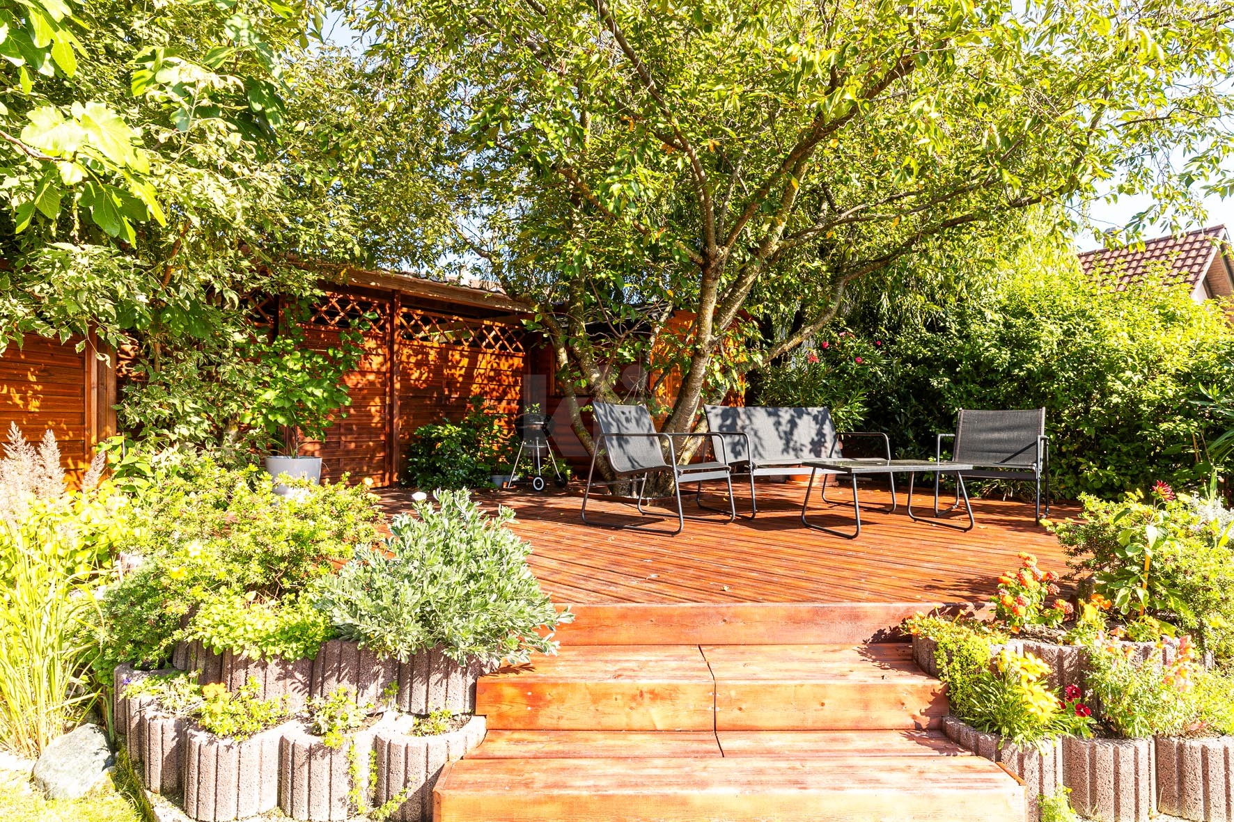 Magnifique villa avec jardin, piscine et vue dégagée - 12