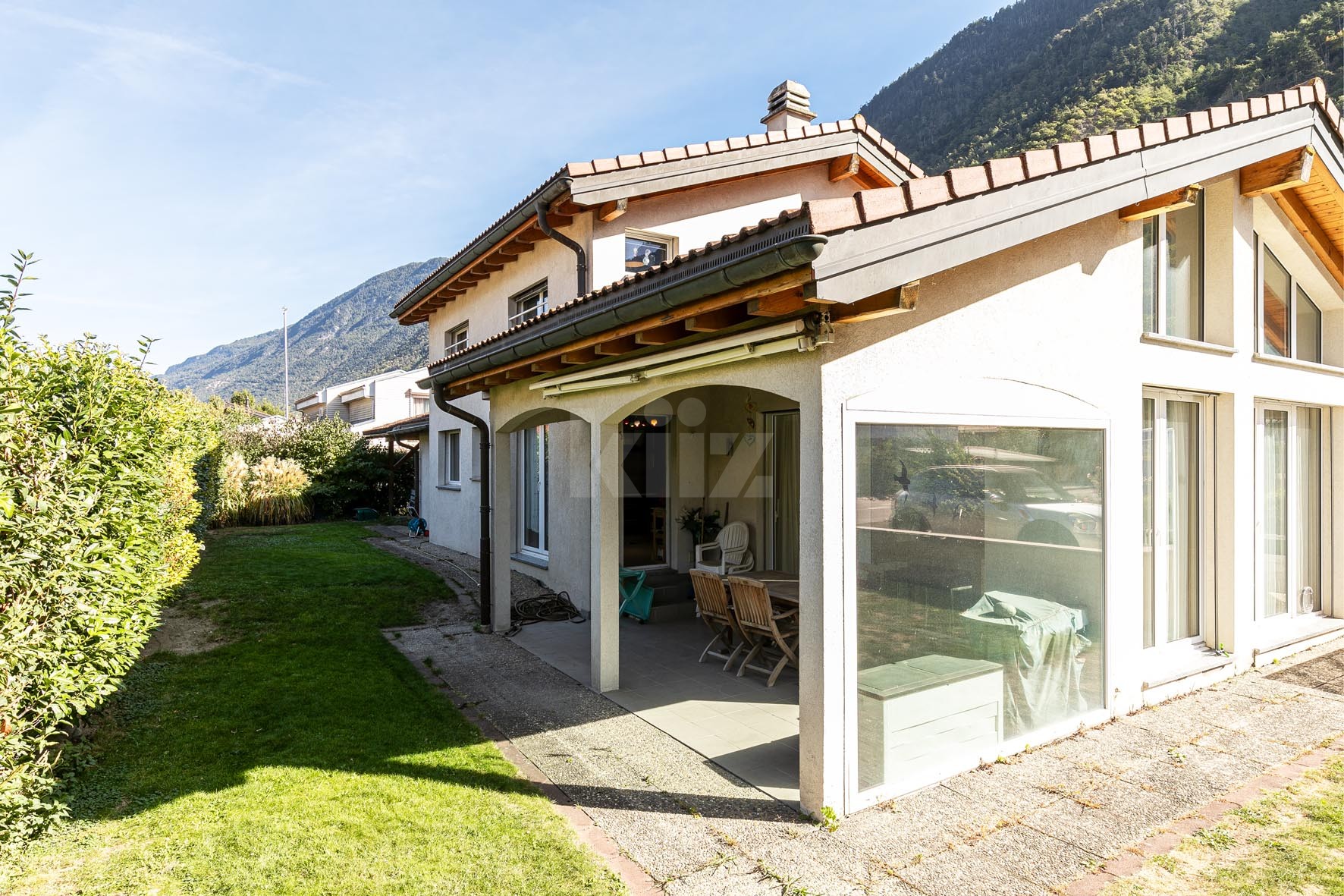 Très jolie villa familiale avec jardin - 11