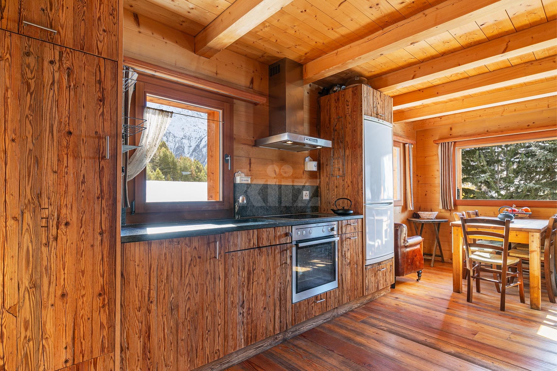 Magnifique chalet avec vue imprenable sur les Alpes - 4
