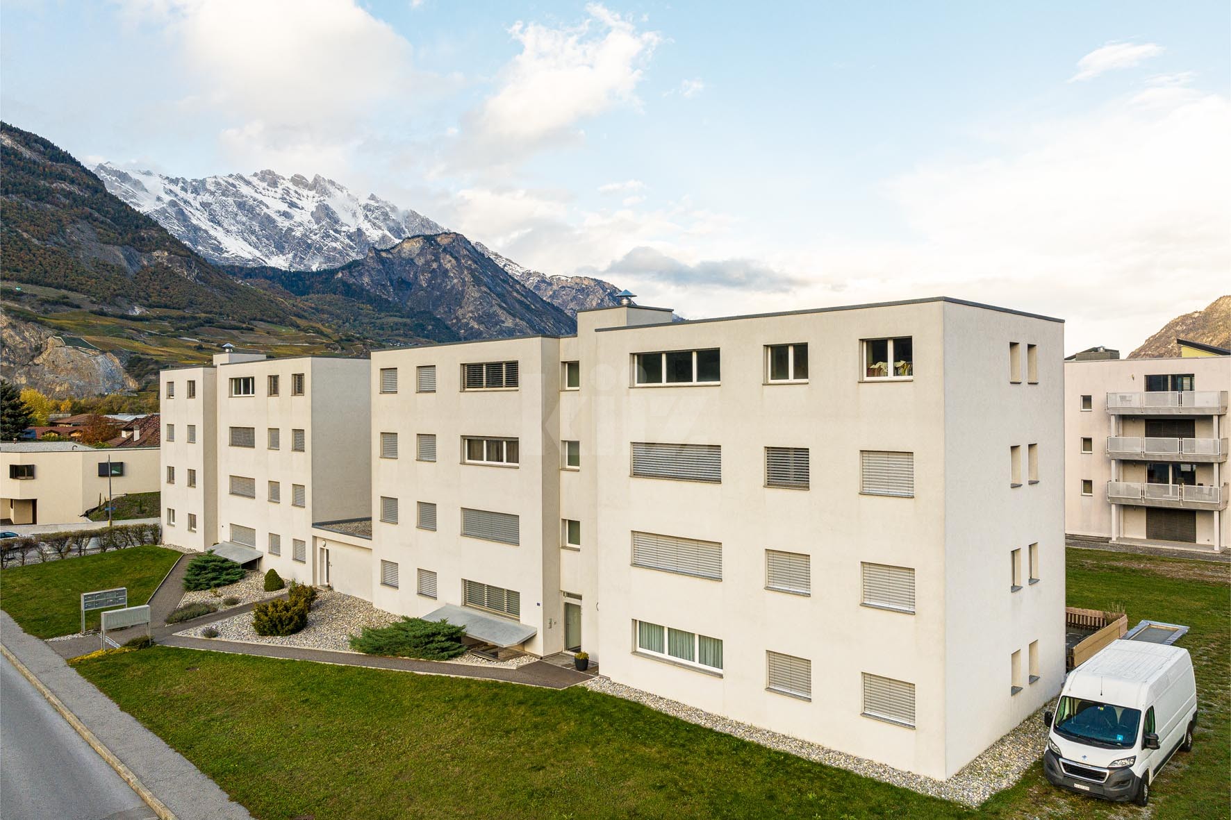 Bel appartement traversant avec balcon - 12