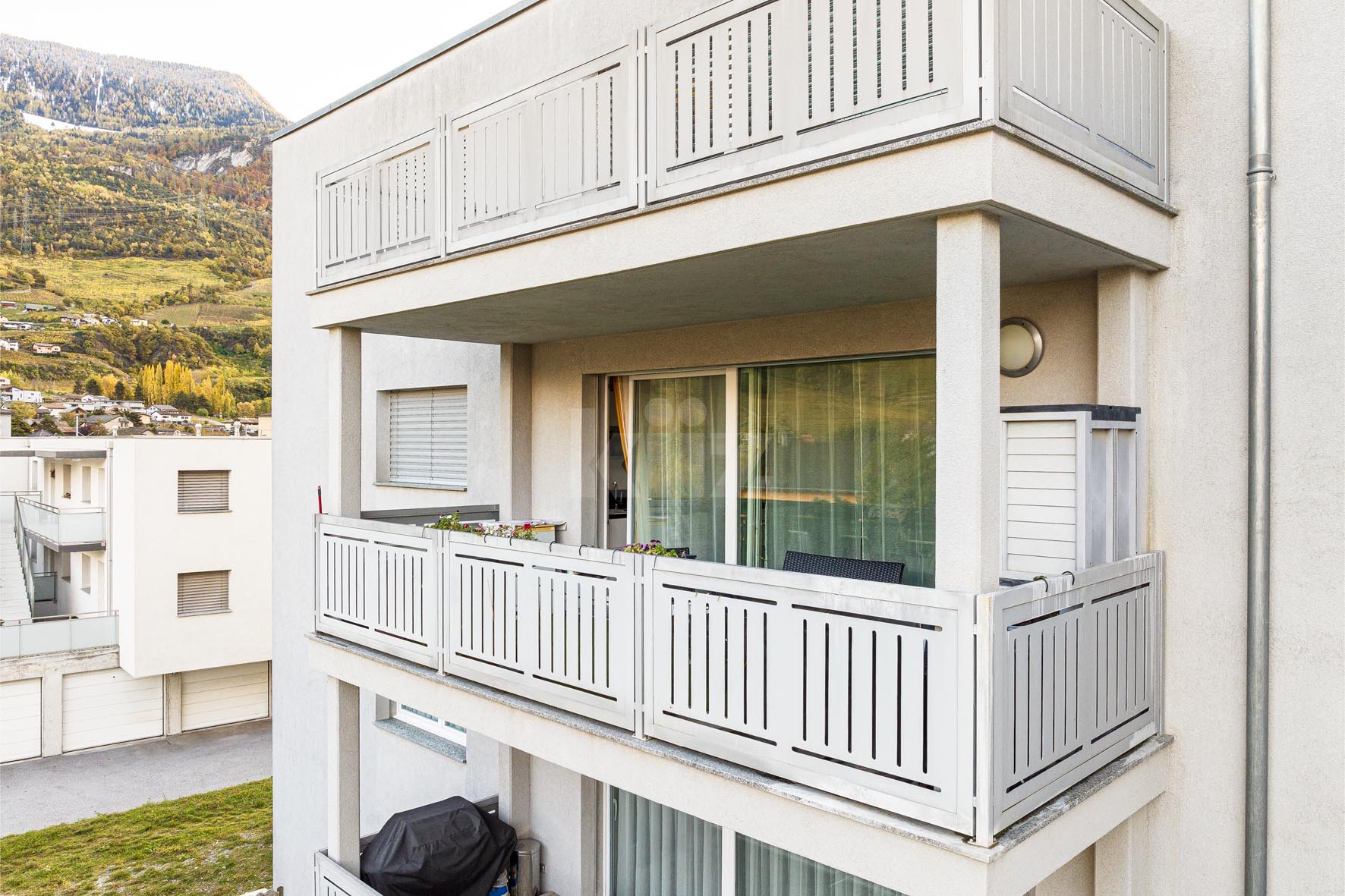 Bel appartement traversant avec balcon - 11