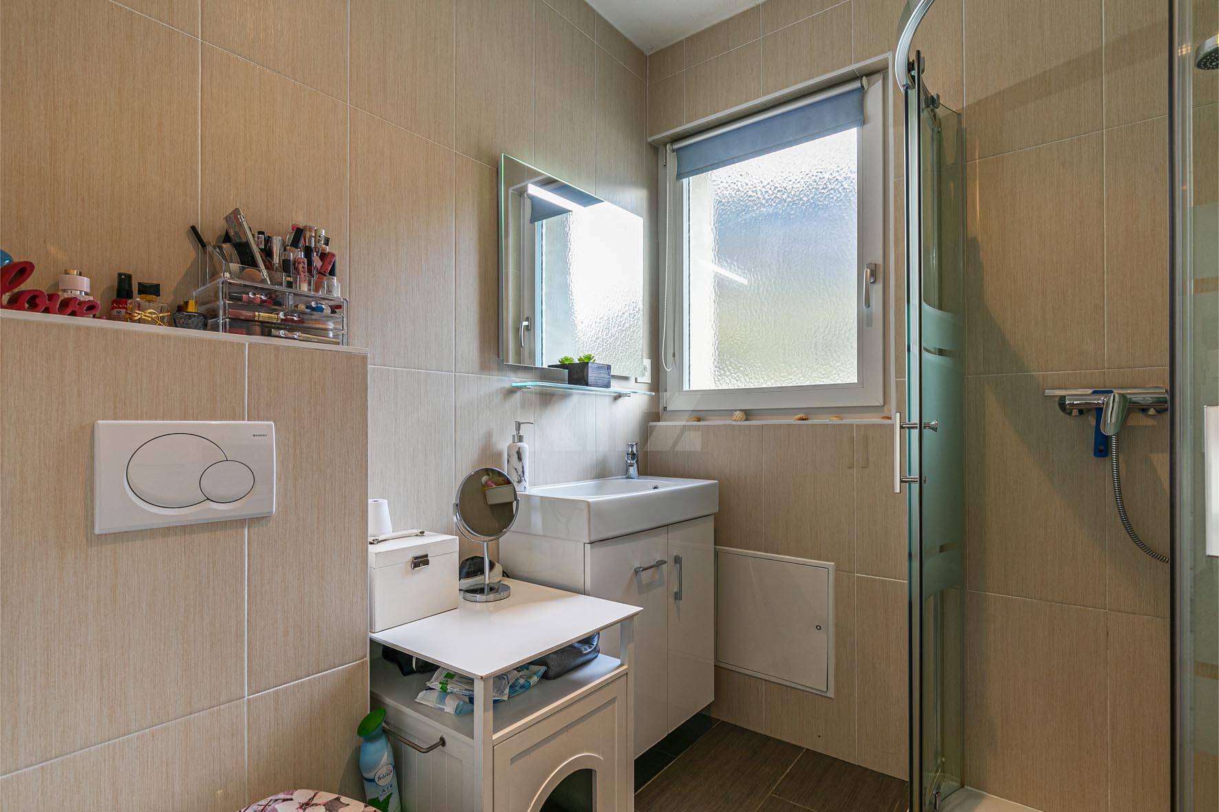 Bel appartement traversant avec balcon - 9