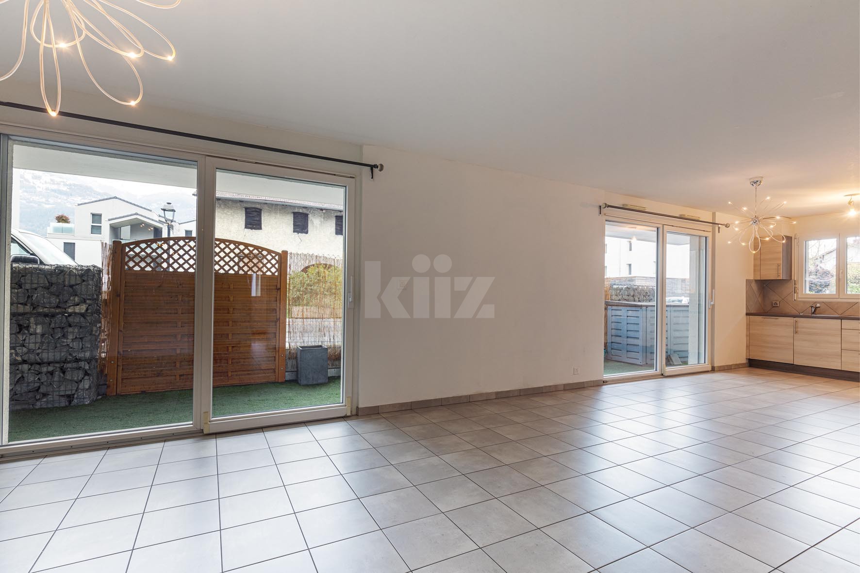 Bel appartement récent idéalement situé - 1