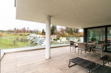 Splendide attique de standing avec vaste terrasse
